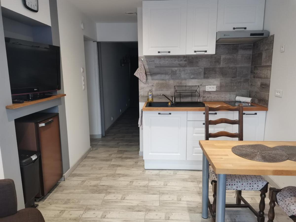 Le Pommiers Apartamento Exterior foto